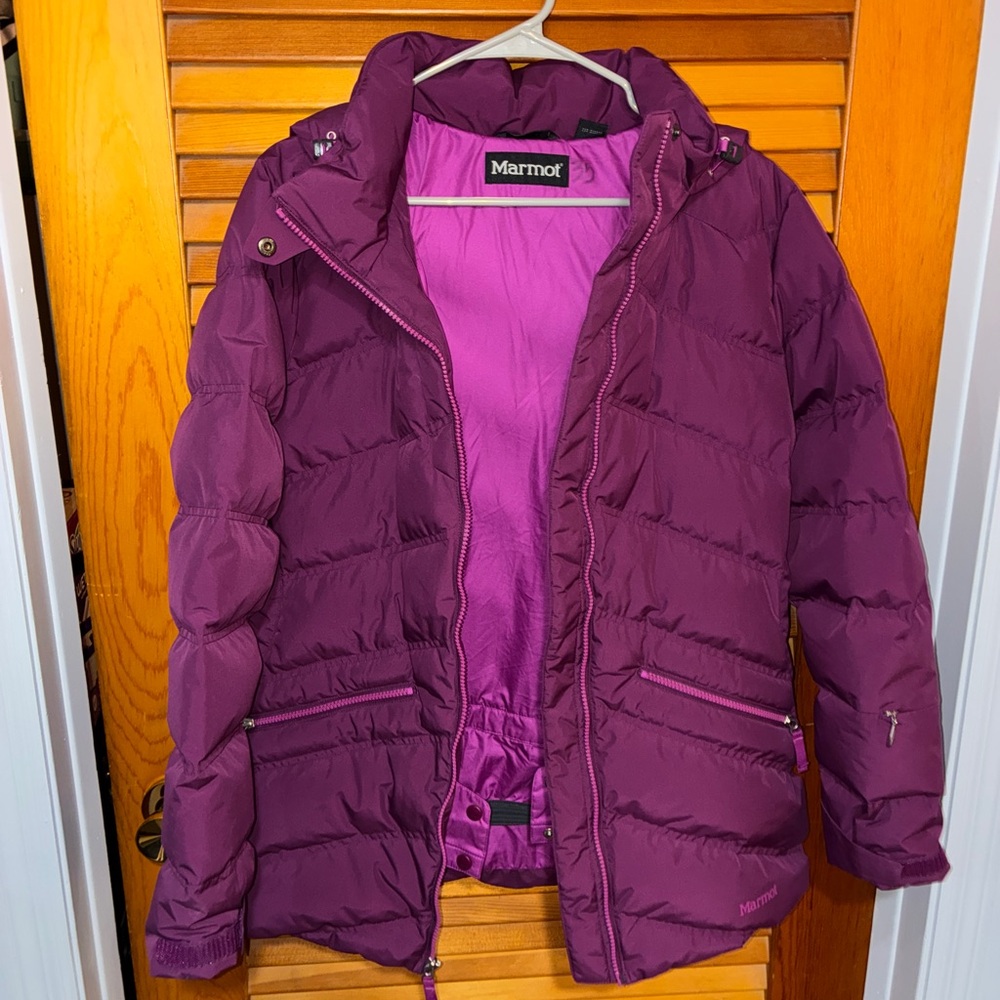 Marmot Val D’sere Down Jacket, 700 fill, magenta - womens size large - Picture 3 of 14